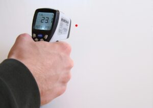 カードの保管に最適な湿度と温度はどのくらいですか？