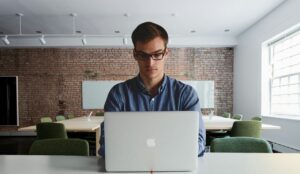 取引件数のトレンド分析で見えてくる市場の変化は？