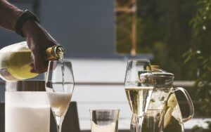 地震対策における保管リスクを分散する方法は？