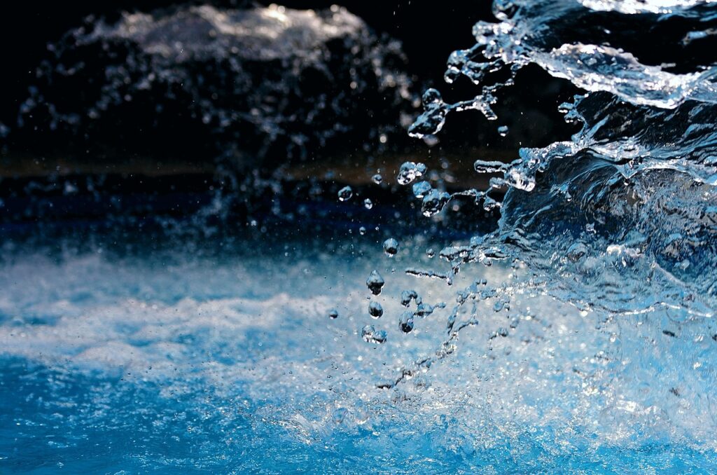 水濡れによるカビ対策はどのように行うべきですか？